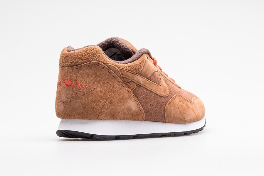 Buty damskie W NIKE OUTBURST SE AJ8299-200