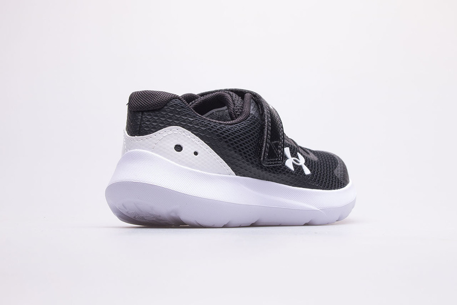 Buty dziecięce Under Armour BPS Surge 3 AC 3024990-001
