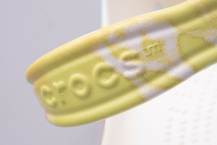 Chodaki Crocs Classic Graphic Clog 205453-94S