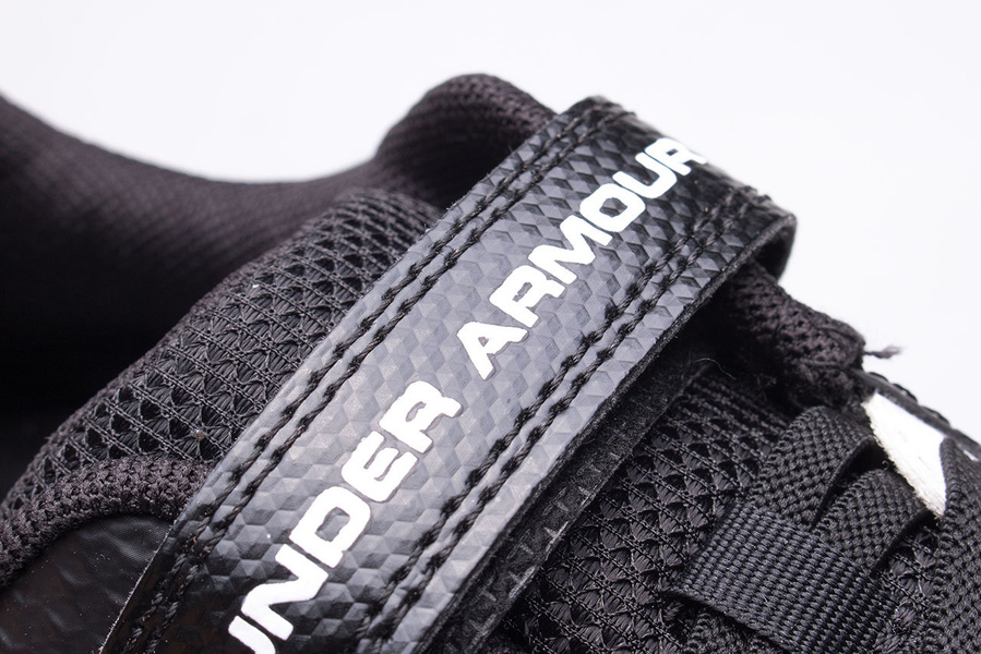 Buty dziecięce Under Armour BPS Surge 3 AC 3024990-001