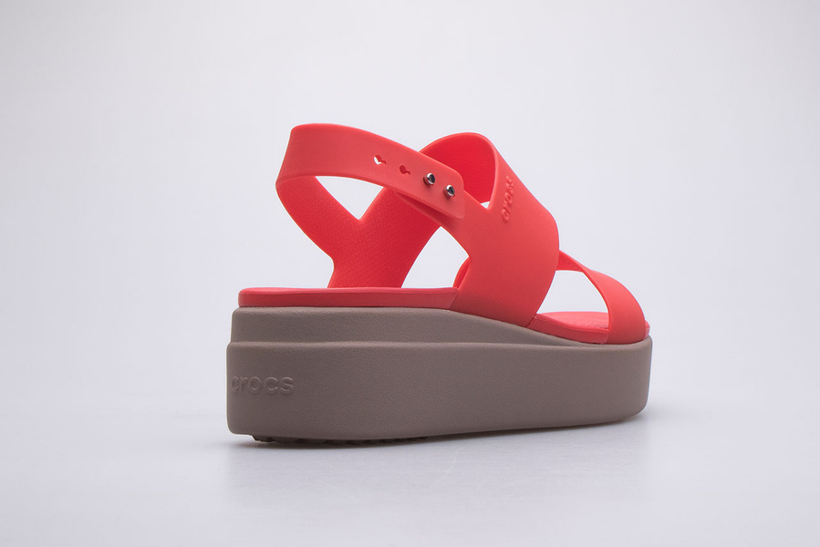 Sandały damskie Crocs Brooklyn Low Wedge 206453-6SQ