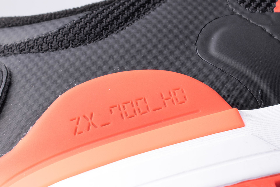 Buty dziecięce adidas ZX 700 HD J H68623