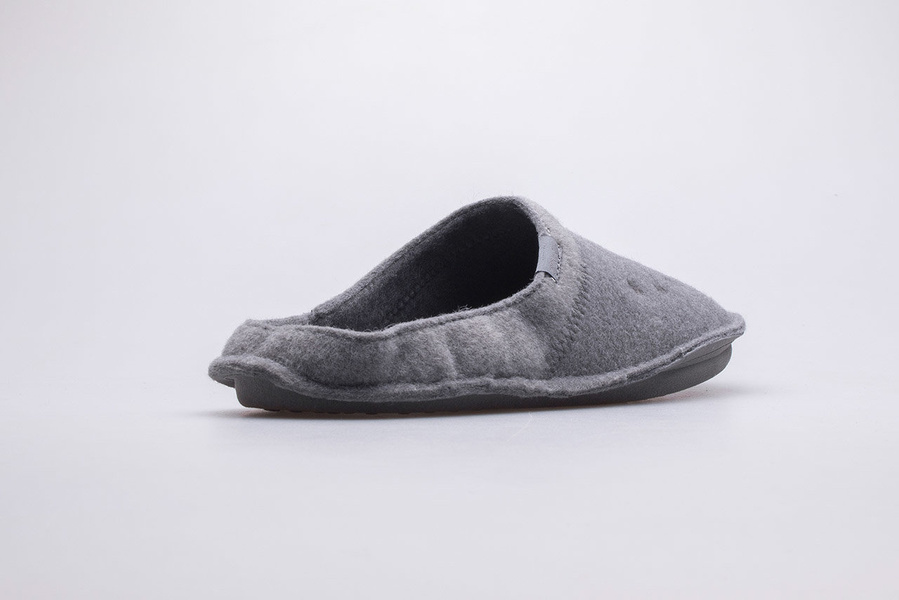 Kapcie CROCS CLASSIC SLIPPER 203600-00Q