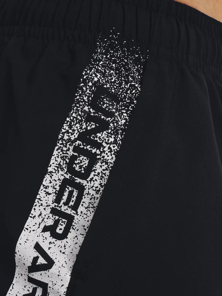 Spodenki męskie  Under Armour 1370388-001 