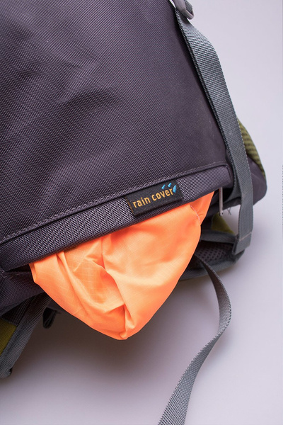 Plecak turystyczny BERGSON MOLDE 30 olive