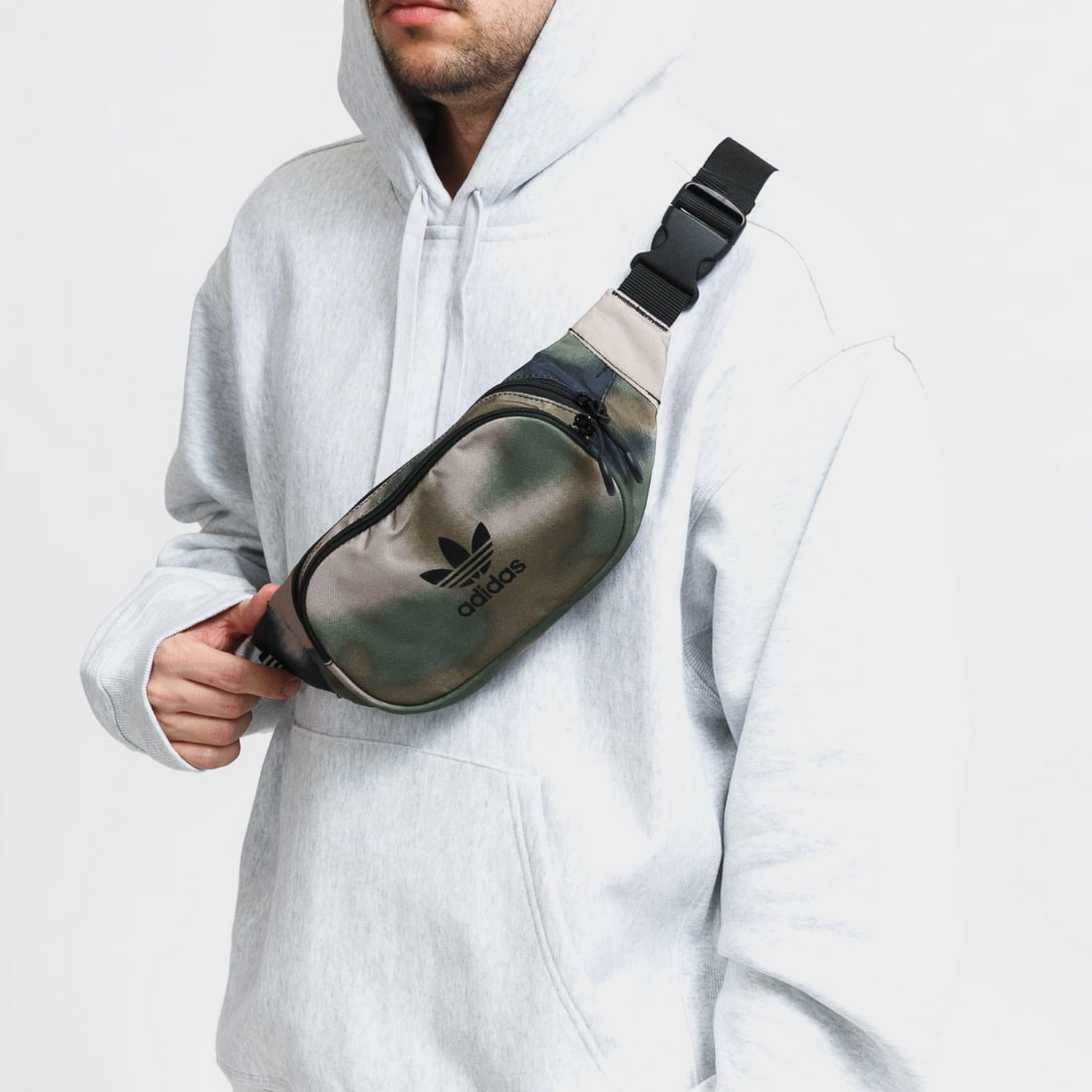 Nerka adidas CAMO WAISTBAG GN3187 sklep inmotion.pl